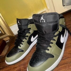 Jordan Men's Olive and Black High-Top Sneakers